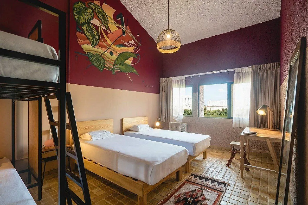 Cancun Zone Aparthotel