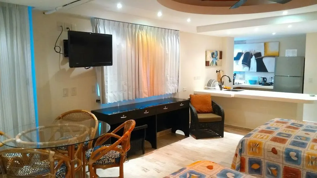 Cancun Zone 3*,